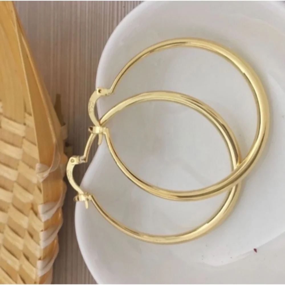 1” SIMPLE GOLD HOOPS - Picture 3 of 6